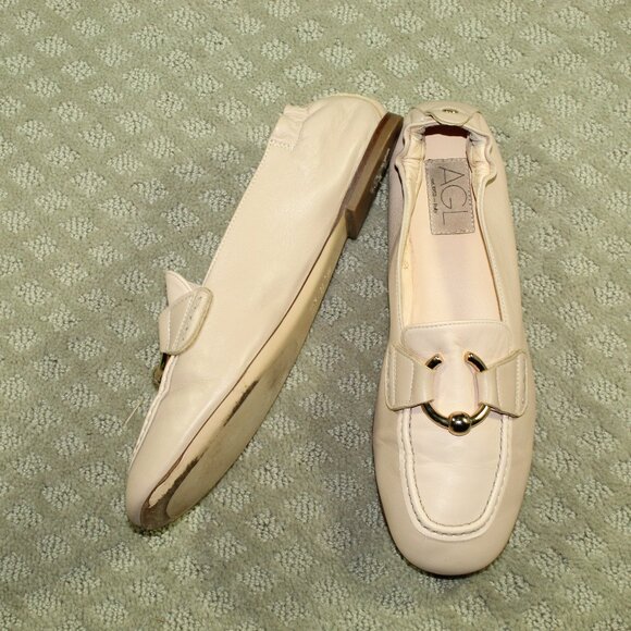 AGL Sheryl Women's 9 / 39.5 Pale Pink Soft Leather Round Toe Moccasin Flats - Picture 1 of 6